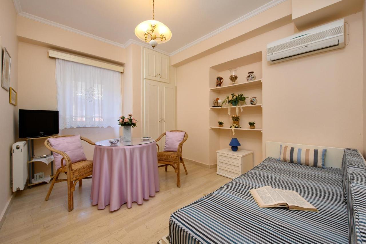 Apartment The Old Mansion Sinarades